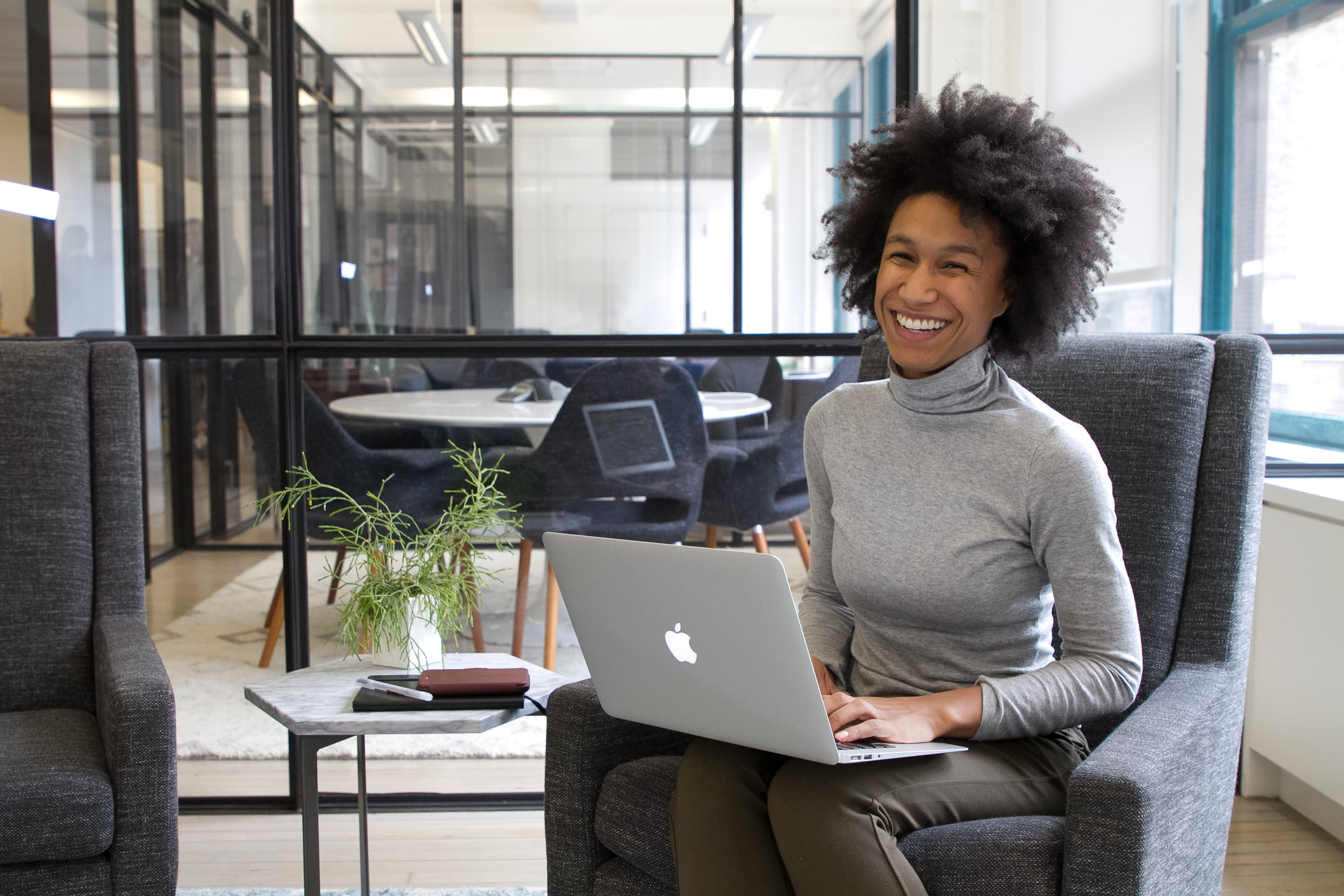 Your Boss is Not Your Enemy — How to Manage Up Like a Lagos Big Girl